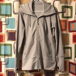 Lululemon Stride jacket 8 light gray EUC
